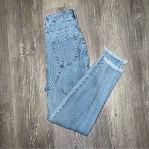 FASHION NOVA jeans